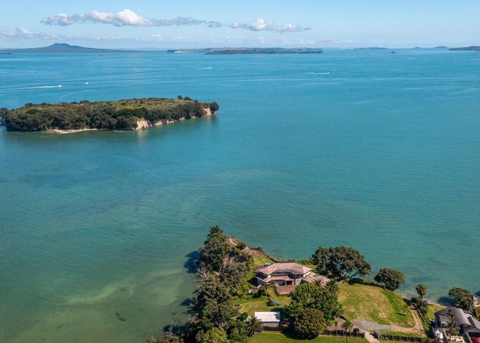  at 37 Hawke Crescent, Beachlands, Manukau City, Auckland