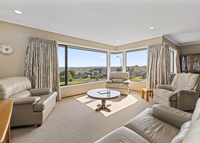  at 20 Currell Way, Somerville, Manukau City, Auckland