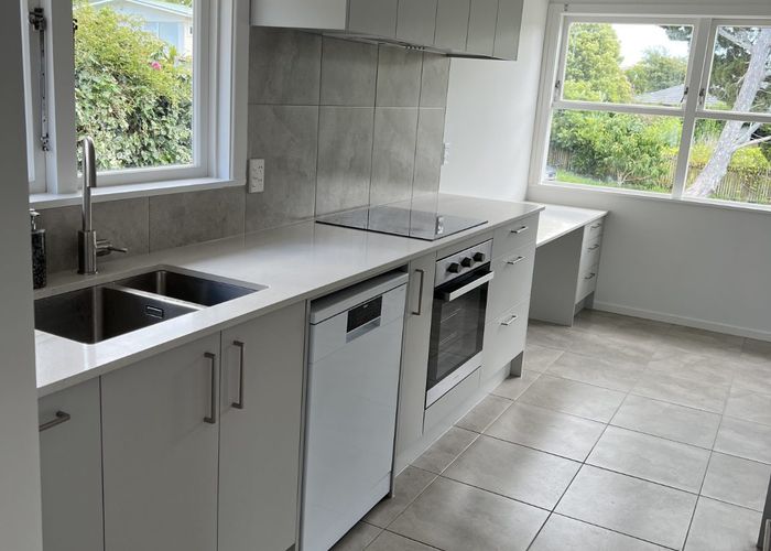  at 19 Lyford Crescent,, Sunnynook, North Shore City, Auckland