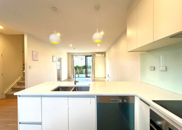  at 19B Meadow Street, Mount Wellington, Auckland City, Auckland