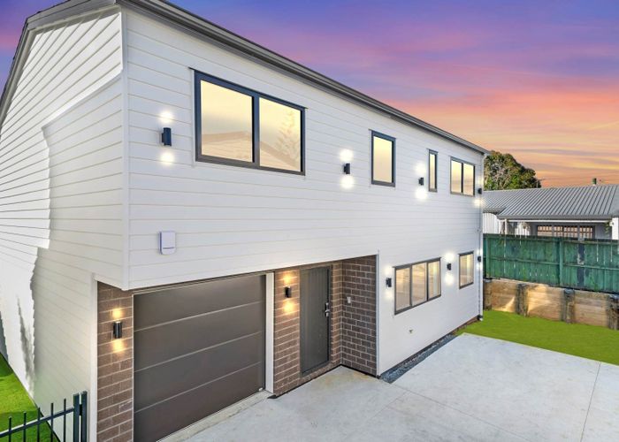  at 19D, 19E,  Woolfield Road, Papatoetoe, Manukau City, Auckland