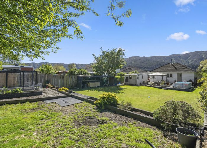  at 203 Wellington Road, Wainuiomata, Lower Hutt, Wellington