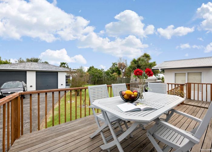  at 85 First View Avenue, Beachlands, Auckland