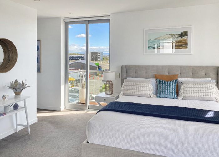  at 305b/14 West Quay, Ahuriri, Napier, Hawke's Bay