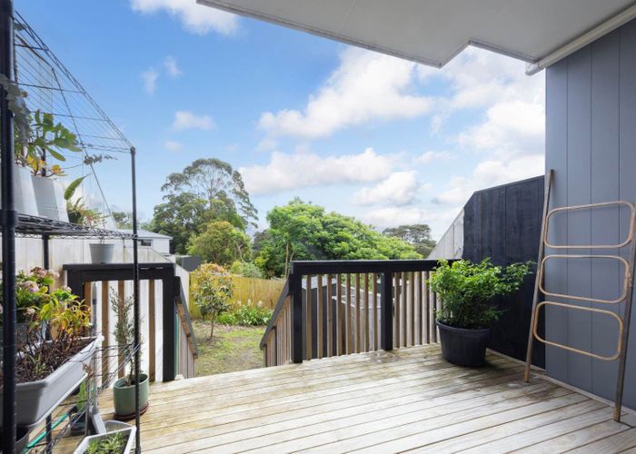  at 23  Morihana Close, Glen Eden, Waitakere City, Auckland