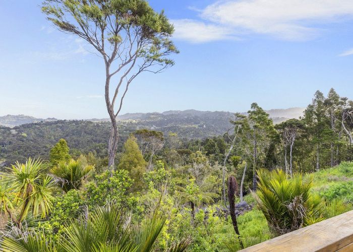  at 220 Forest Hill Road, Waiatarua, Waitakere City, Auckland