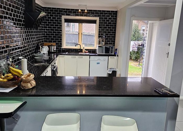  at 36 Puriri Road, Manurewa, Manukau City, Auckland