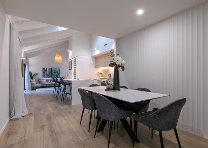  at 18 Waipuia Place, Greenhithe, Auckland