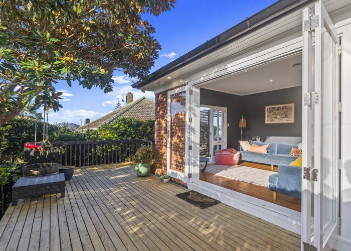  at 88 Kiwitea Street, Sandringham, Auckland