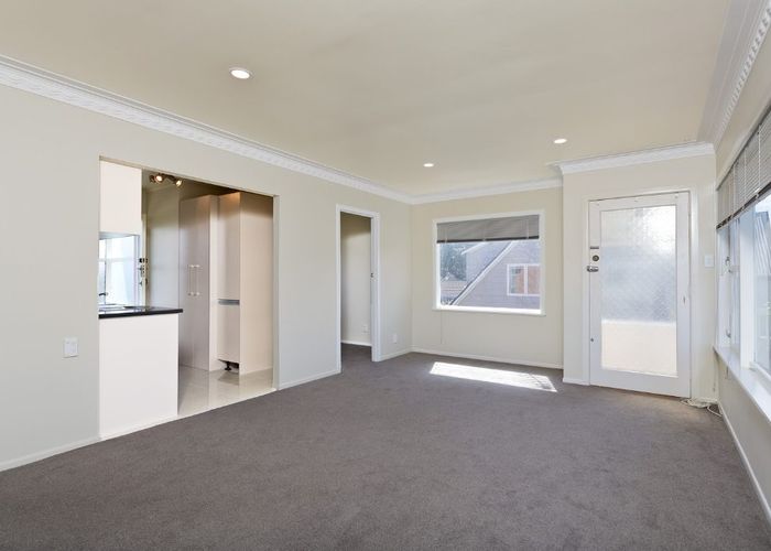  at 2/64 Rawhiti Road, One Tree Hill, Auckland City, Auckland