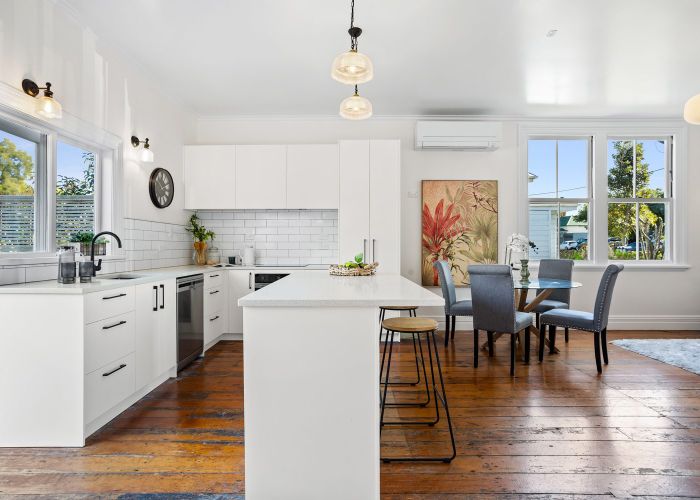  at 2 George Street, Mount Eden, Auckland