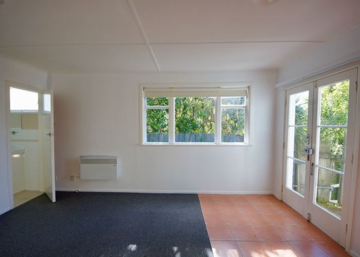  at 49B Garden Road, Northland, Wellington, Wellington