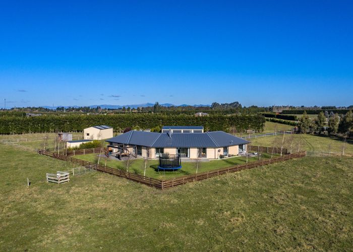 at 48 Tupelo Place, Swannanoa, Rangiora