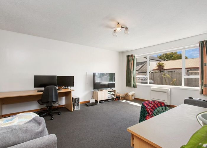  at 2/127 Clarence Street, Riccarton, Christchurch City, Canterbury