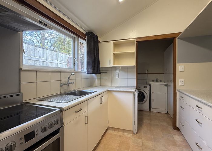  at 2/12 Entrican Avenue, Remuera, Auckland City, Auckland