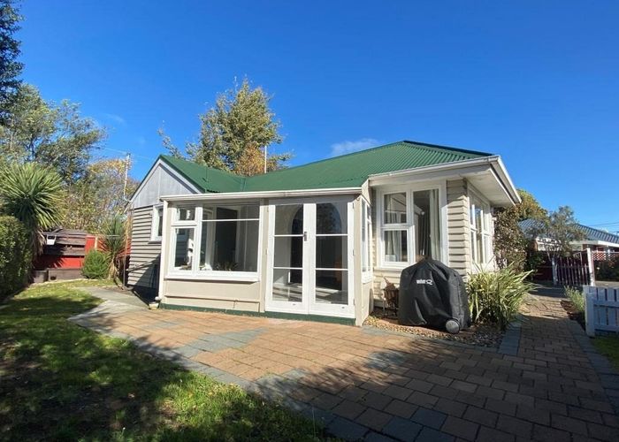  at 1/102 Philpotts Road, Mairehau, Christchurch