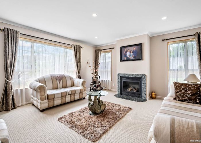  at 13 Willowbank Close, East Tamaki Heights, Auckland