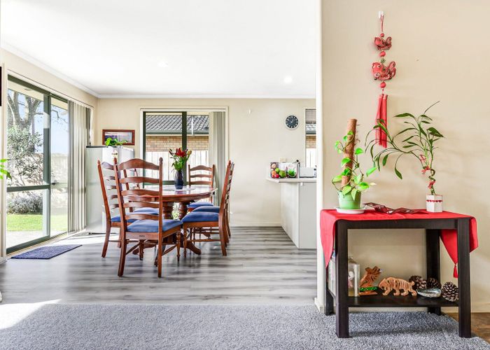  at 19 Nobleman Place, Hamilton East, Hamilton