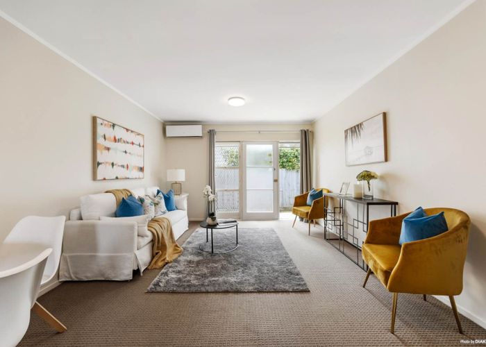  at 3/12 Viewland Avenue, Onehunga, Auckland