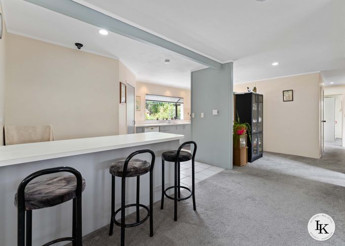  at 8 Carnoustie Drive, Wattle Downs, Manukau City, Auckland