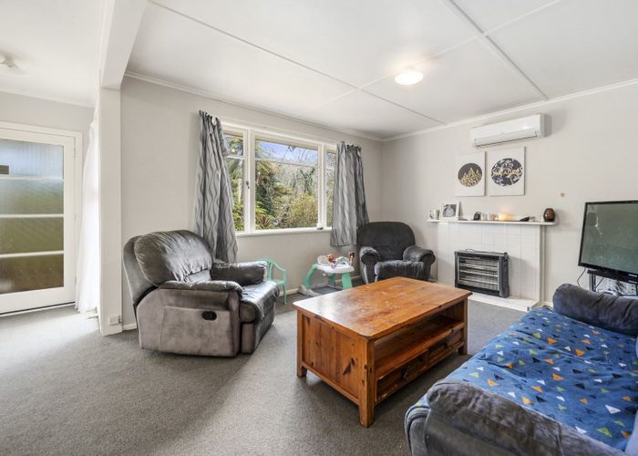  at 8C Bell Road, Western Heights, Rotorua, Bay Of Plenty