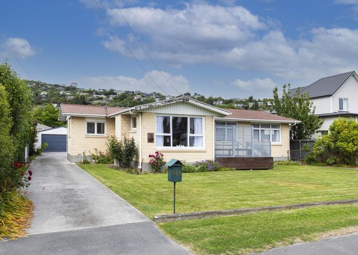  at 242 Centaurus Road, Saint Martins, Christchurch