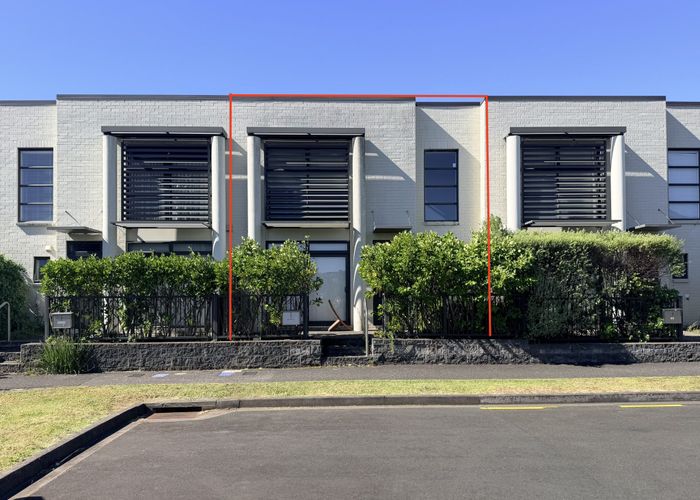  at 5 Samuel Pl, Stonefields, Auckland City, Auckland