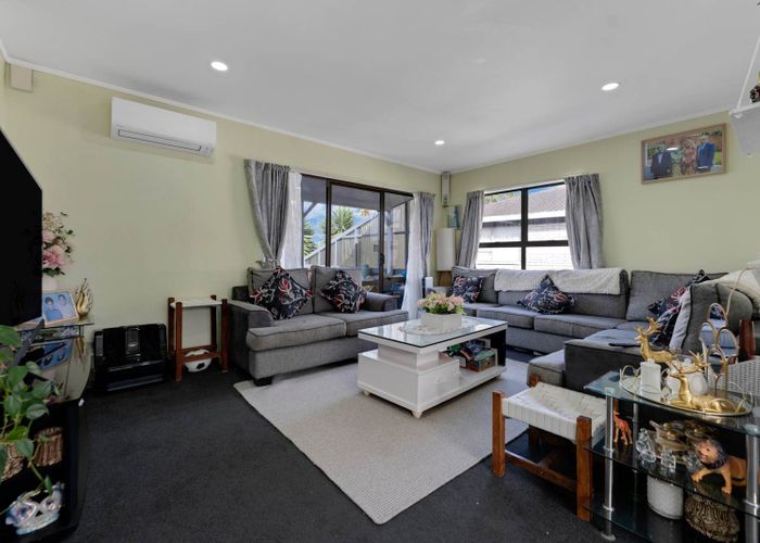  at 3 Banksia Place, Goodwood Heights, Manukau City, Auckland