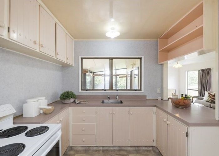  at 14 Meadowbrook Drive, Cloverlea, Palmerston North