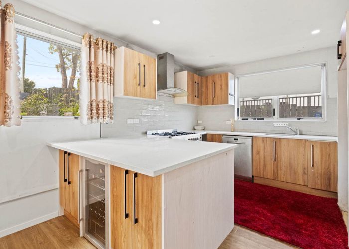  at 12 Amsterdam Place, Avondale, Auckland City, Auckland