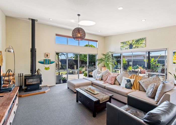  at 30 Pharazyn Avenue, Waikanae Beach, Waikanae