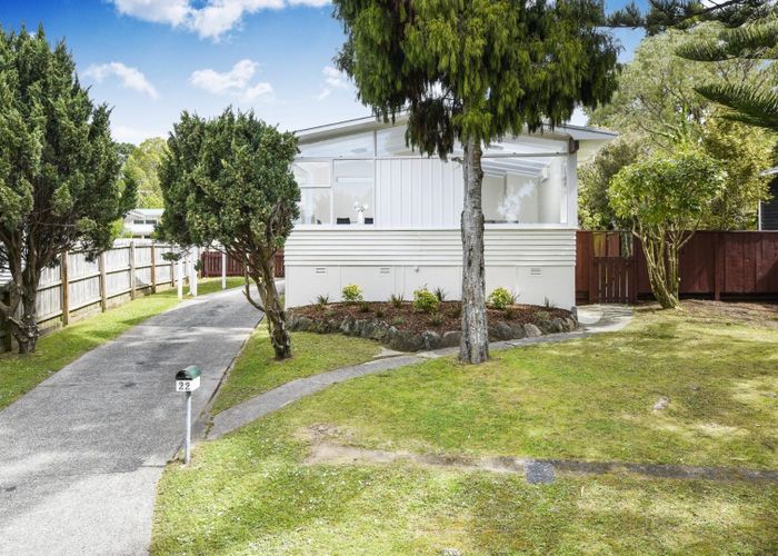  at 22 Pendlebury Street, Green Bay, Auckland