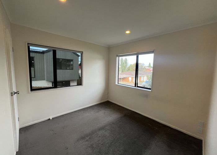  at 19A Coxhead Road, Manukau, Manukau City, Auckland