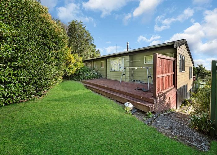  at 14 Elsted Place, Goodwood Heights, Manukau City, Auckland