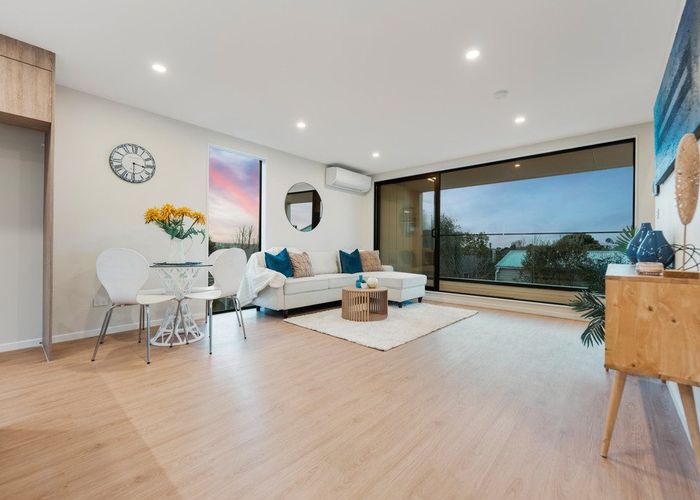  at 4202D & E Great North Road, Glendene, Waitakere City, Auckland