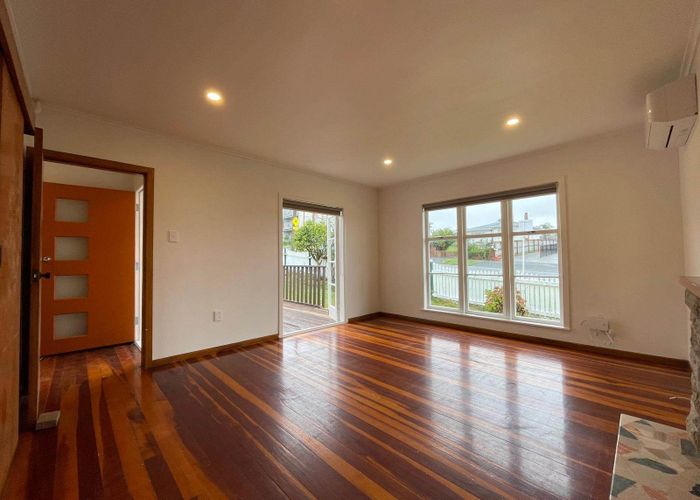  at 207 New Windsor Road, New Windsor, Auckland City, Auckland