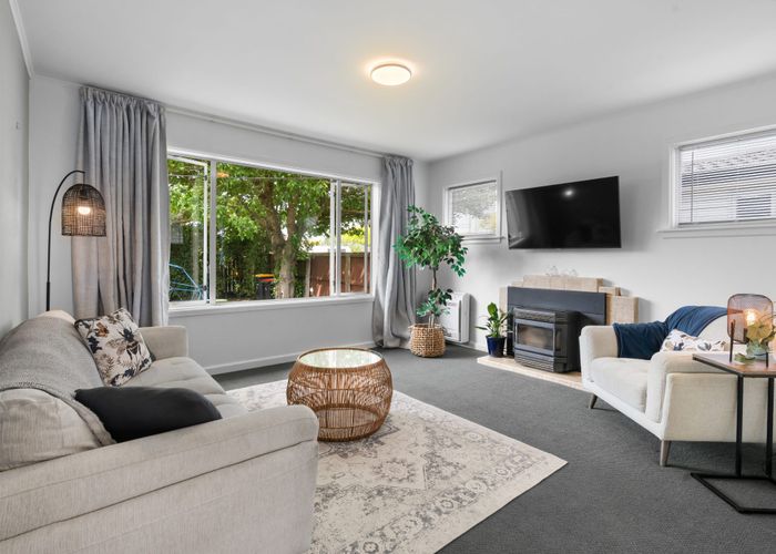  at 1/130 Springs Road, Hornby, Christchurch City, Canterbury