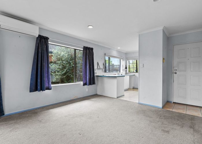  at 21 Sandwick Drive, Weymouth, Manukau City, Auckland