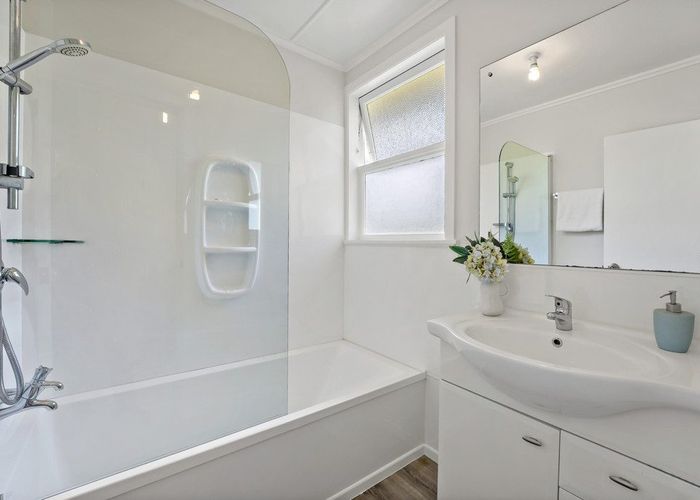  at 992 Highway 22, Pukekawa, Franklin, Auckland