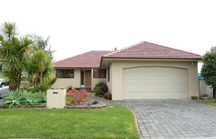  at 11 Waller Avenue, Bucklands Beach, Manukau City, Auckland