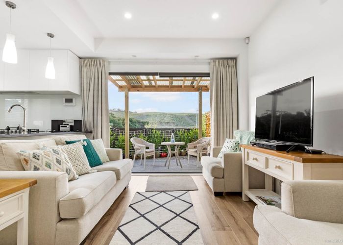  at 111 Glenvar Ridge Road, Long Bay, Auckland