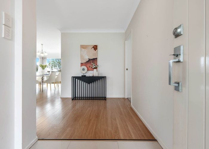  at 12 Ridgefield Lane, East Tamaki Heights, Auckland