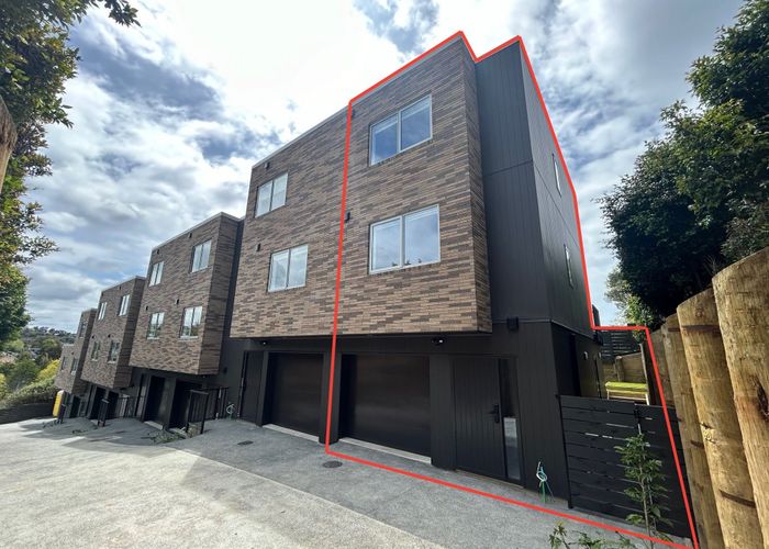  at 8/39 Archers Road, Hillcrest, North Shore City, Auckland