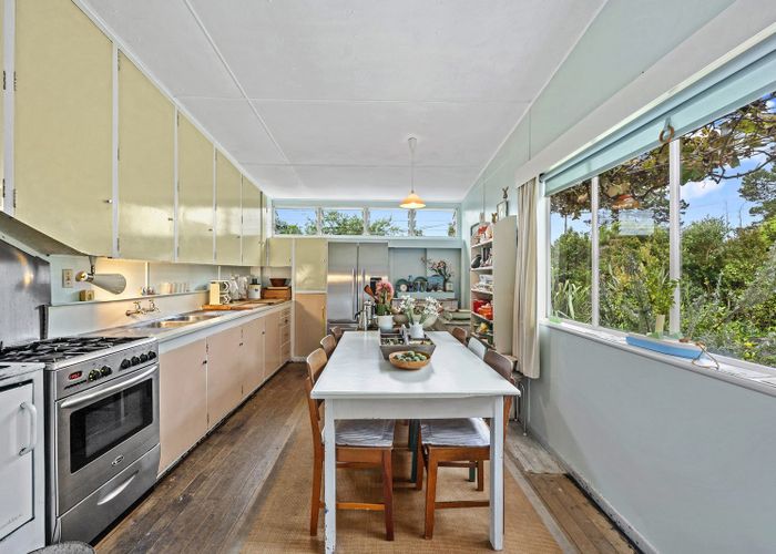  at 94 Aeroview Drive, Beach Haven, Auckland
