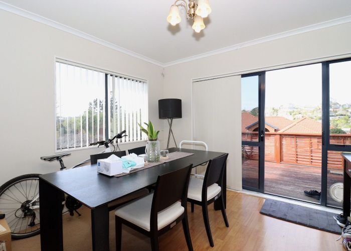  at 8A Bretton Lane, Mellons Bay, Manukau City, Auckland