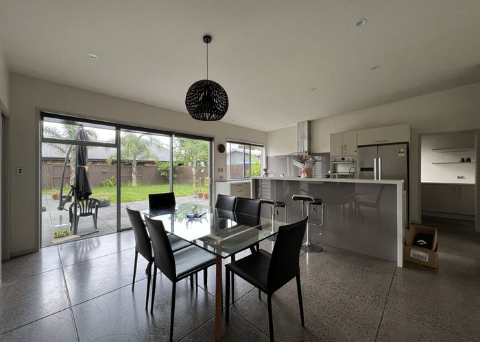  at 18 Shalimar Pl, Huntington, Hamilton, Waikato