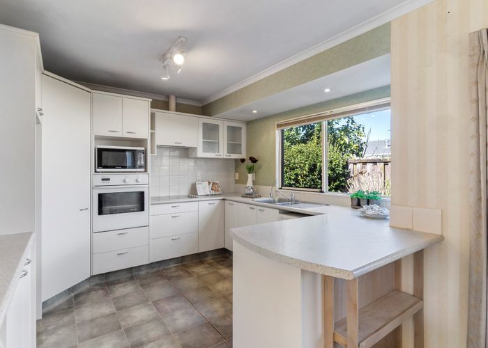  at 98B Beach Road, Pahurehure, Papakura