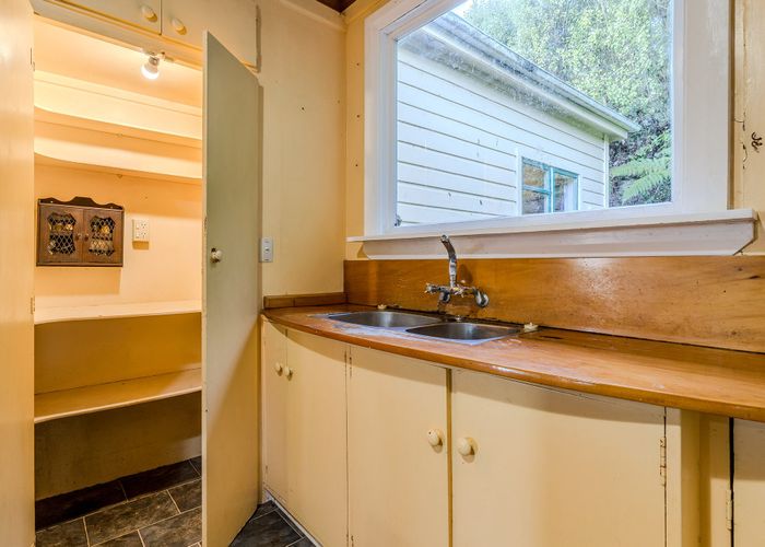  at 11 Clifford Street, Dalmore, Dunedin, Otago