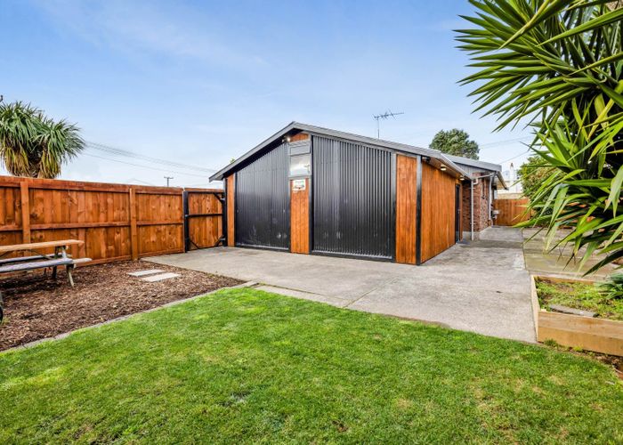  at 1 Lynton Street, Upper Vogeltown, New Plymouth
