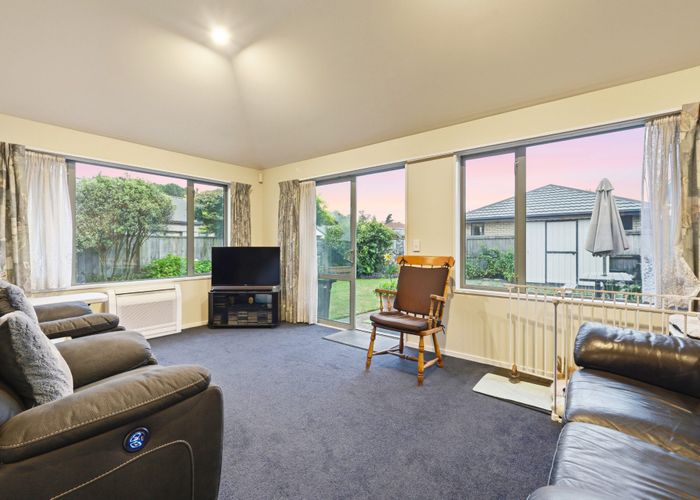  at 10 Wilmington Place, Shirley, Christchurch City, Canterbury